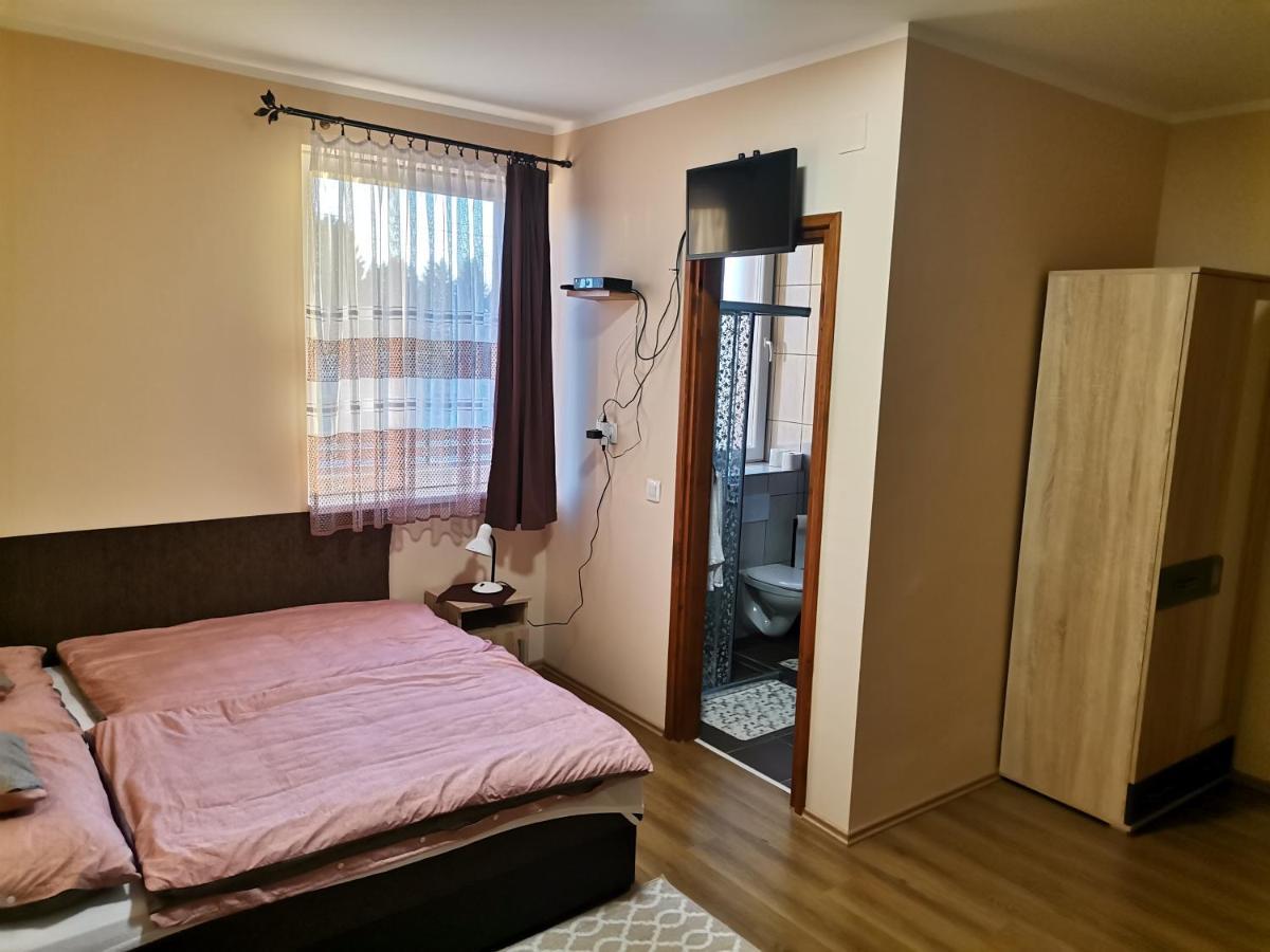 Okerka Vendeghaz Apartment Csesztreg Exterior foto